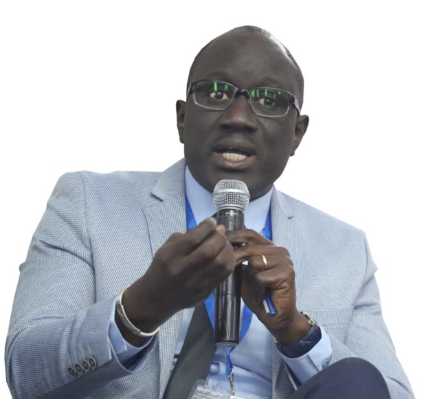 La protection des lanceurs d’alerte, entre vertu de transparence et frein aux théories du complot (Prof. Jean-Louis CORREA ) La protection des lanceurs d’alerte, entre vertu de transparence et frein aux théories du complot (Prof. Jean-Louis CORREA )