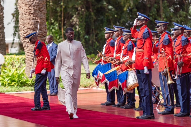 Gouvernement : Le Premier Conseil des ministres se tient mardi... Gouvernement : Le Premier Conseil des ministres se tient mardi...