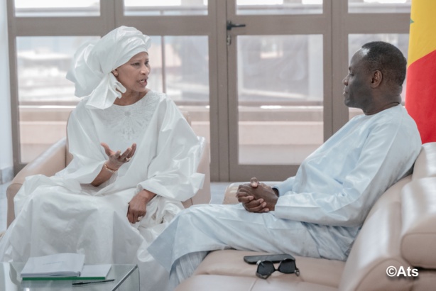 Ministère de la Justice : L'ex procureur Ousmane Diagne a pris fonction Ministère de la Justice : L'ex procureur Ousmane Diagne a pris fonction