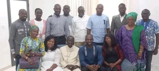 Des Cadres Chrétiens de Pastef-les-Patriotes, reçus par Monseigneur Benjamin Ndiaye Des Cadres Chrétiens de Pastef-les-Patriotes, reçus par Monseigneur Benjamin Ndiaye