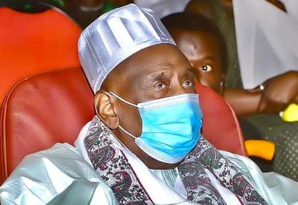 Interdit d'accès au Khalife Thierno Mouhamadoul Bachir Tall au salon d'honneur de l'AIBD : la famille Omarienne dément Interdit d'accès au Khalife Thierno Mouhamadoul Bachir Tall au salon d'honneur de l'AIBD : la famille Omarienne dément