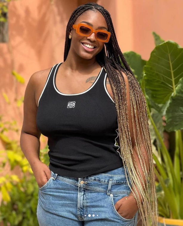 Entre Chic et Détente : Le Style Inimitable de Fabintou dans Baabel Entre Chic et Détente : Le Style Inimitable de Fabintou dans Baabel