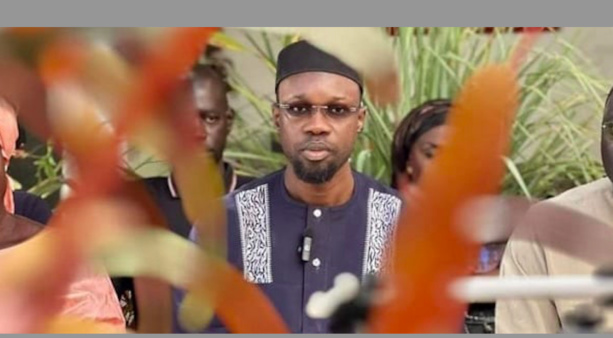 Visite surprise : Ousmane Sonko retourne à la prison où il a été détenu Visite surprise : Ousmane Sonko retourne à la prison où il a été détenu