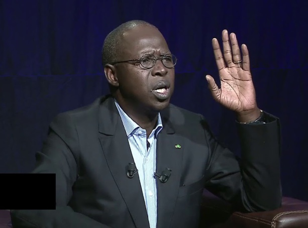 Thierno Lo sur les derniers instants de Dionne : «il enleva son masque d'oxygène et me fixa...» Thierno Lo sur les derniers instants de Dionne : «il enleva son masque d'oxygène et me fixa...»