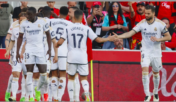 Le Clasico tourne en faveur du Real Madrid grâce à Jude Bellingham et se rapproche du titre Le Clasico tourne en faveur du Real Madrid grâce à Jude Bellingham et se rapproche du titre