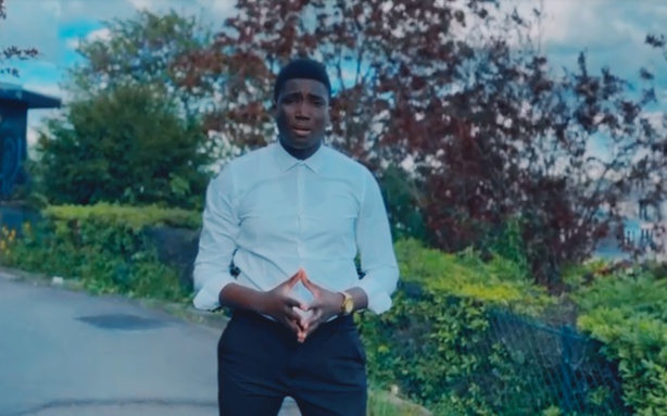 Ibrahima Coundoul : Poésie et engagement dans la Musique Moderne