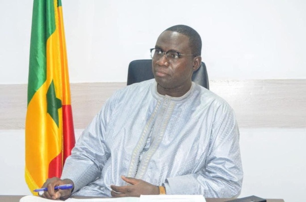 Grève des travailleurs des collectivités territoriales : Le ministre Balla Moussa Fofana plaide pour... Grève des travailleurs des collectivités territoriales : Le ministre Balla Moussa Fofana plaide pour...