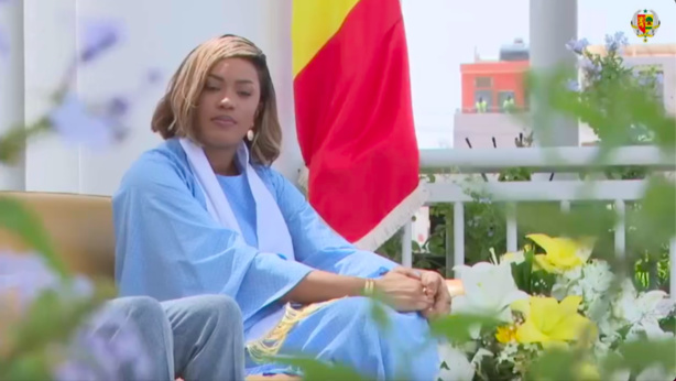 Diomaye Faye à Popenguine en Compagnie d'Absa Faye, l'une de ses Premières Dames Diomaye Faye à Popenguine en Compagnie d'Absa Faye, l'une de ses Premières Dames