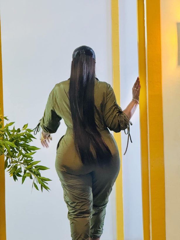 Mariam BA LAGARÉ, l'étoile de la musique mandingue, a frappé fort avec son nouveau single "Ne Wolo la Bamako" Mariam BA LAGARÉ, l'étoile de la musique mandingue, a frappé fort avec son nouveau single "Ne Wolo la Bamako"