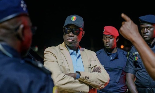 Dakar : Le général Tine mène une inspection nocturne dans plusieurs commissariats Dakar : Le général Tine mène une inspection nocturne dans plusieurs commissariats