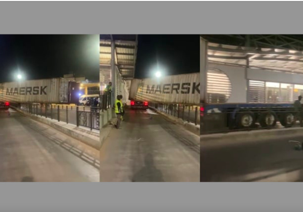 Incident impliquant un camion conteneur sur la route du BRT à Liberte 6 : Regardez l’acte d’indiscipline d’un camionneur ! Incident impliquant un camion conteneur sur la route du BRT à Liberte 6 : Regardez l’acte d’indiscipline d’un camionneur !