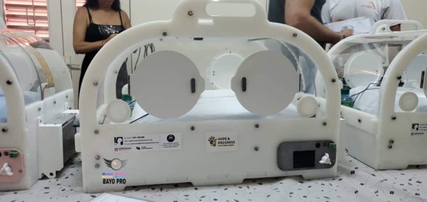 Kolda : El Hadji Mamadou Diao offre 5 incubateurs à l'hôpital régional Kolda : El Hadji Mamadou Diao offre 5 incubateurs à l'hôpital régional