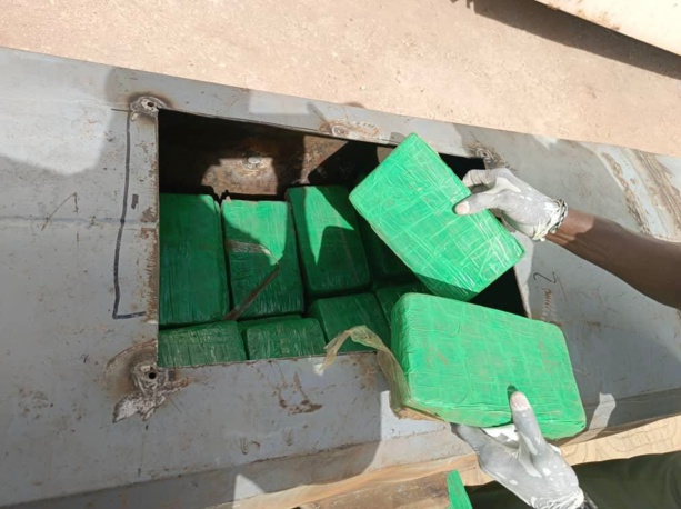 Coup de filet à Koumpentoum : 264 kg de cocaïne saisis et deux suspects arrêtés Coup de filet à Koumpentoum : 264 kg de cocaïne saisis et deux suspects arrêtés