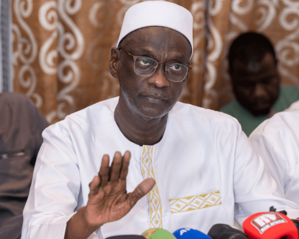 Affaire de la disparition de DIDIER BADJI : La famille du gendarme dépose une plainte contre deux proches de Macky Sall Affaire de la disparition de DIDIER BADJI : La famille du gendarme dépose une plainte contre deux proches de Macky Sall