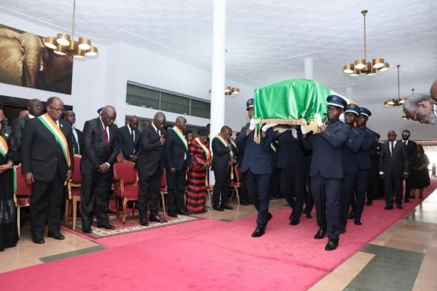 Funérailles de l'ancien Président Henri Konan Bédié : Une délégation du PDS présente Funérailles de l'ancien Président Henri Konan Bédié : Une délégation du PDS présente