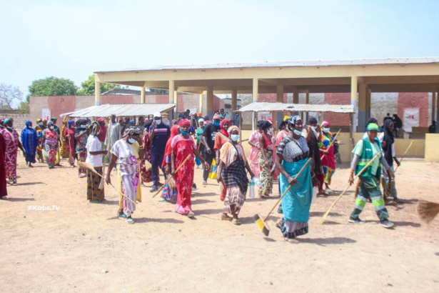Vélingara : La commune de Diaobé Kabendou se mobilise pour la journée nationale de "Setal Sunu Réew" Vélingara : La commune de Diaobé Kabendou se mobilise pour la journée nationale de "Setal Sunu Réew"