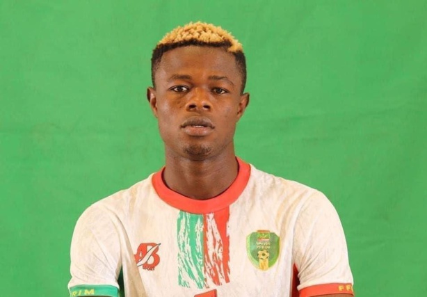 Match Sénégal-Mauritanie : Khadim Diaw présente ses excuses après un tacle violent sur Habib Diarra Match Sénégal-Mauritanie : Khadim Diaw présente ses excuses après un tacle violent sur Habib Diarra