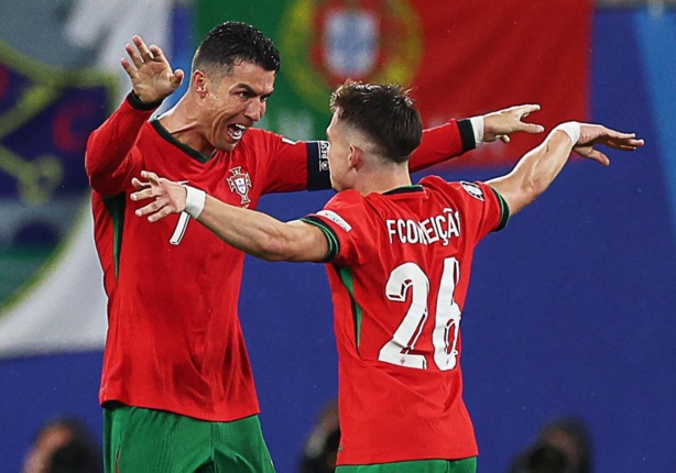 Euro 2024 : Le Portugal remonte et bat la Tchéquie 2-1 grâce à Conceição Euro 2024 : Le Portugal remonte et bat la Tchéquie 2-1 grâce à Conceição