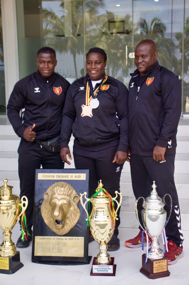 Les caporaux Georgette SAGNA et Saliou NDIAYE reçus par le CEMGA pour leur succès au championnat d'Afrique de judo Les caporaux Georgette SAGNA et Saliou NDIAYE reçus par le CEMGA pour leur succès au championnat d'Afrique de judo