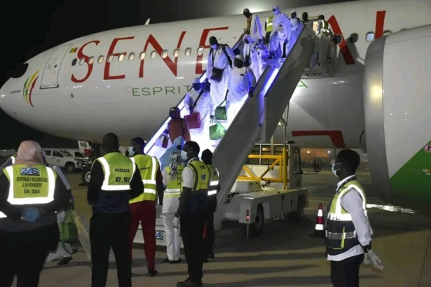 Retour d'Arabie Saoudite : De nombreux pèlerins Sénégalais testés positifs au COVID-19 Retour d'Arabie Saoudite : De nombreux pèlerins Sénégalais testés positifs au COVID-19