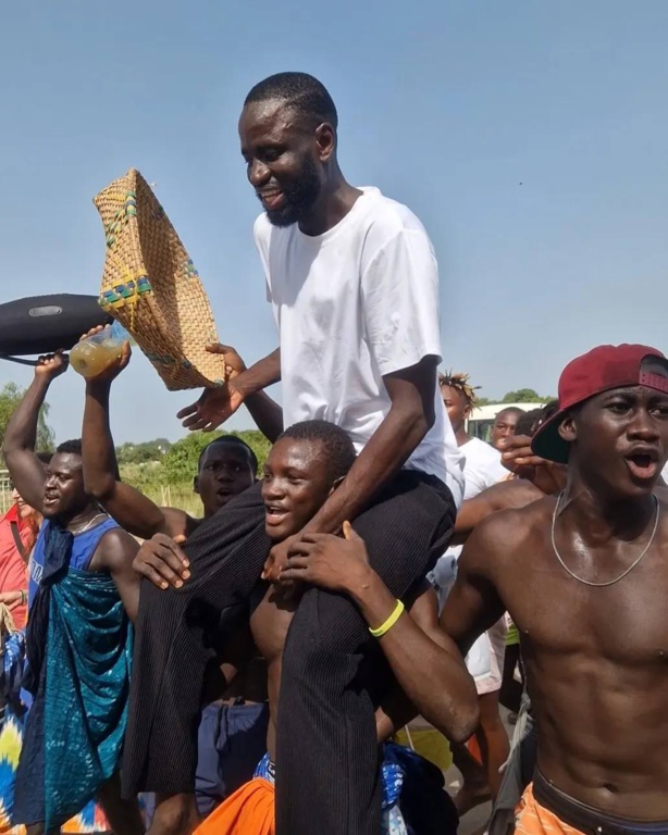 Cheikhou Kouyaté : Un retour aux sources à Cabrousse, village de sa mère Cheikhou Kouyaté : Un retour aux sources à Cabrousse, village de sa mère