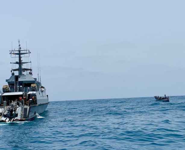 Migration irrégulière : 57 personnes interceptées au large de Dakar Migration irrégulière : 57 personnes interceptées au large de Dakar