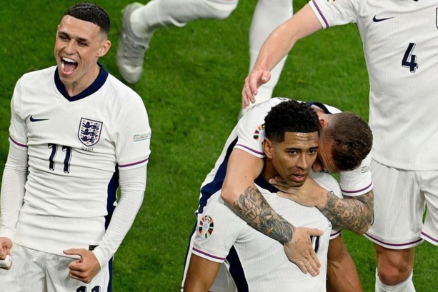 Sursaut héroïque : L'Angleterre échappe de justesse à l'élimination face à la Slovaquie Sursaut héroïque : L'Angleterre échappe de justesse à l'élimination face à la Slovaquie