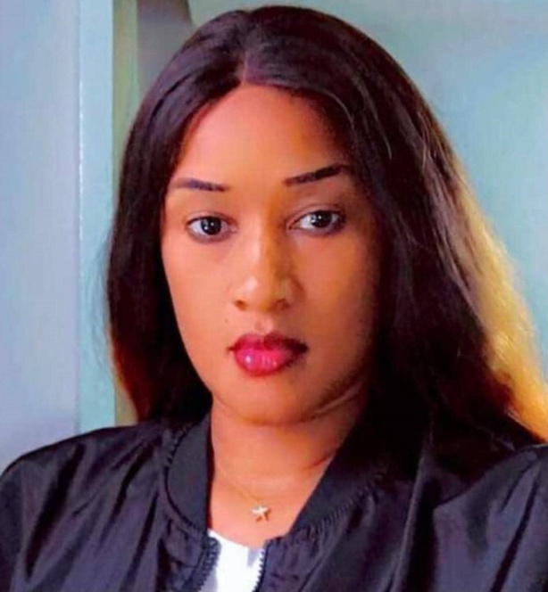 Amina Sakho du PDS : "Que Sonko ne cède aucunement à la pression de ces plaisantins de Benno" Amina Sakho du PDS : "Que Sonko ne cède aucunement à la pression de ces plaisantins de Benno"