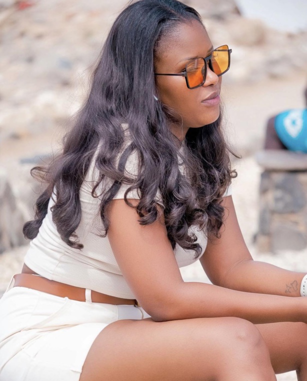 Quand Antoinette Sow ouvre une fenêtre sur sa vie décontractée Quand Antoinette Sow ouvre une fenêtre sur sa vie décontractée