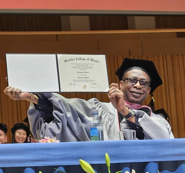 Youssou Ndour : un nouveau titre de Docteur Honoris Causa Youssou Ndour : un nouveau titre de Docteur Honoris Causa