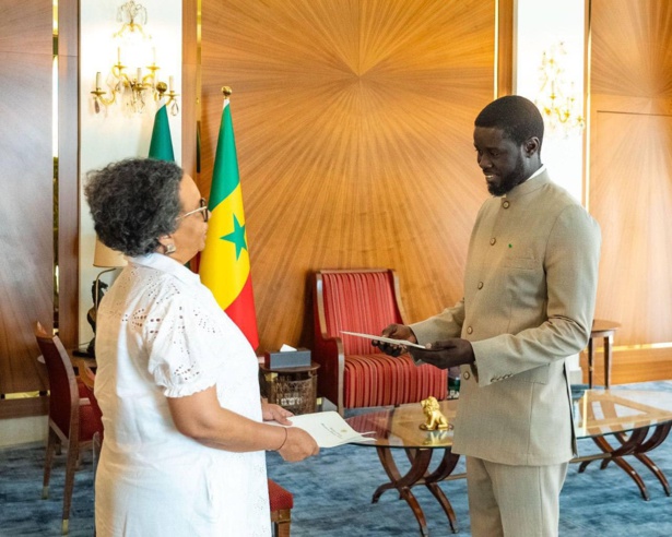 Présentation de Lettres de Créance : Dakar accueille deux nouveaux diplomates Présentation de Lettres de Créance : Dakar accueille deux nouveaux diplomates