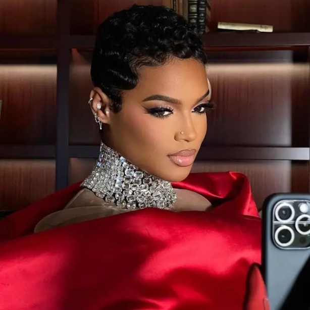 Didistone Olomide : « Ceux qui aiment la solitude sont ceux qui ont payé cher la fausse compagnie » Didistone Olomide : « Ceux qui aiment la solitude sont ceux qui ont payé cher la fausse compagnie »