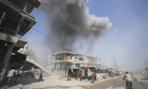 Gaza : 30 morts dans une Frappe sur une École à Deir al-Balah Gaza : 30 morts dans une Frappe sur une École à Deir al-Balah