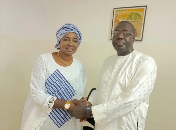 Justice : Aminata Touré soutient le collectif des "victimes du régime de Macky Sall" Justice : Aminata Touré soutient le collectif des "victimes du régime de Macky Sall"