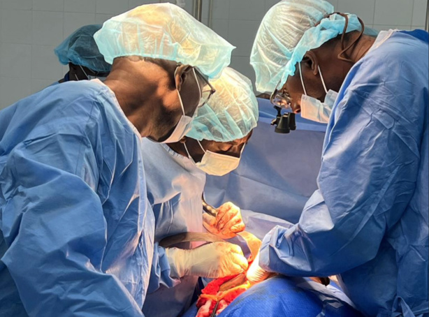 Transplantation Rénale : Le Sénégal marque un nouveau succès avec sa quatrième intervention Transplantation Rénale : Le Sénégal marque un nouveau succès avec sa quatrième intervention