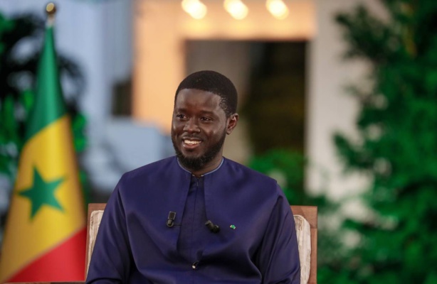 Présidence de la République : Diomaye Faye dévoile son salaire mensuel Présidence de la République : Diomaye Faye dévoile son salaire mensuel