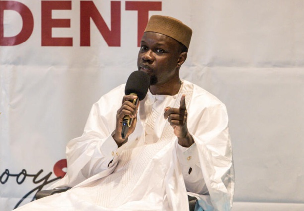 Ousmane Sonko persiste et signe: « l’Interdiction du voile dans les établissements scolaires ne sera plus tolérée » Ousmane Sonko persiste et signe: « l’Interdiction du voile dans les établissements scolaires ne sera plus tolérée »