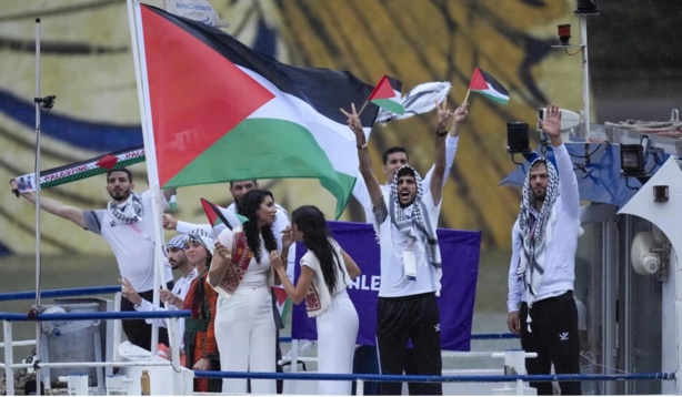 Des athlètes Palestiniens évacués : Jibril Rajoub accuse Israël de violer la trêve Olympique Des athlètes Palestiniens évacués : Jibril Rajoub accuse Israël de violer la trêve Olympique