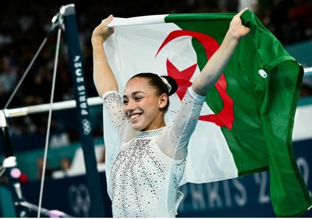 JO 2024 : Kaylia Nemour, Première Gymnaste Africaine à Remporter l'Or Olympique aux Barres Asymétriques JO 2024 : Kaylia Nemour, Première Gymnaste Africaine à Remporter l'Or Olympique aux Barres Asymétriques