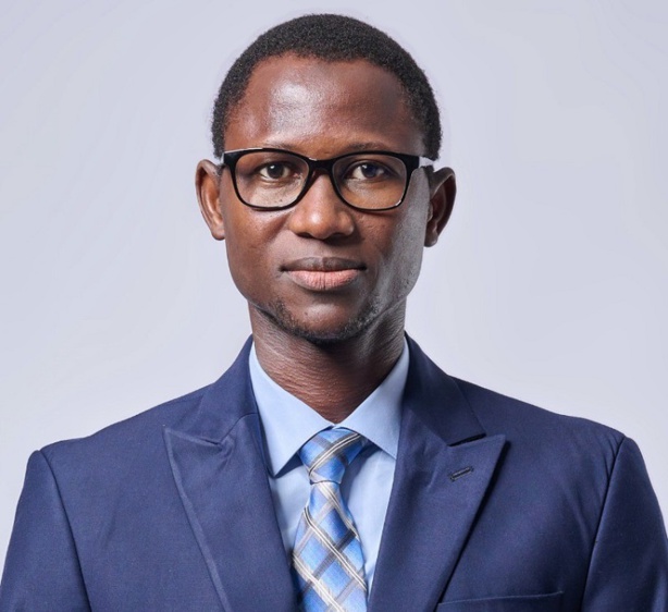 Le grand coup de balai dans la cour de la justice Sénégalaise et après ? (Par le Dr Mamadou Bodian) Le grand coup de balai dans la cour de la justice Sénégalaise et après ? (Par le Dr Mamadou Bodian)