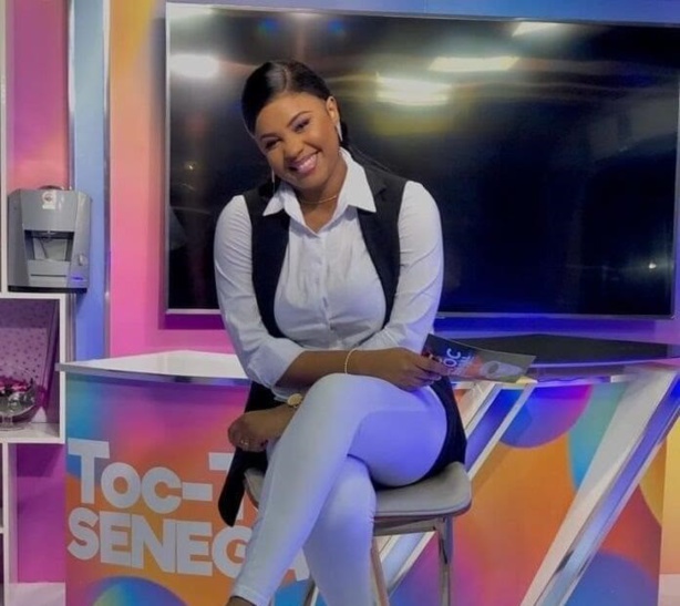 JOURNÉE SANS PRESSE: « Je pense qu'ils (les patrons) sont plus préoccupés par la sauvegarde de leurs affaires que par l'amélioration des conditions de travail des reporters.» Aissata Ndiathie Fall journaliste à Emedia. JOURNÉE SANS PRESSE: « Je pense qu'ils (les patrons) sont plus préoccupés par la sauvegarde de leurs affaires que par l'amélioration des conditions de travail des reporters.» Aissata Ndiathie Fall journaliste à Emedia.