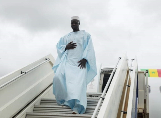 Le Premier Ministre Ousmane Sonko est arrivé à Bamako Le Premier Ministre Ousmane Sonko est arrivé à Bamako