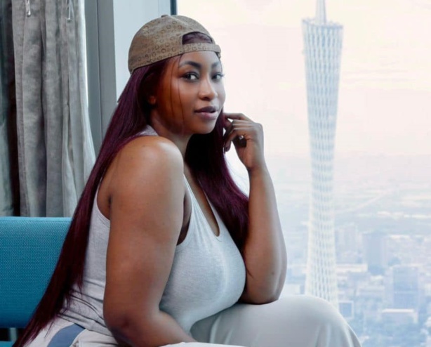 L'actrice Ivoirienne Kadhy Touré en Chine L'actrice Ivoirienne Kadhy Touré en Chine