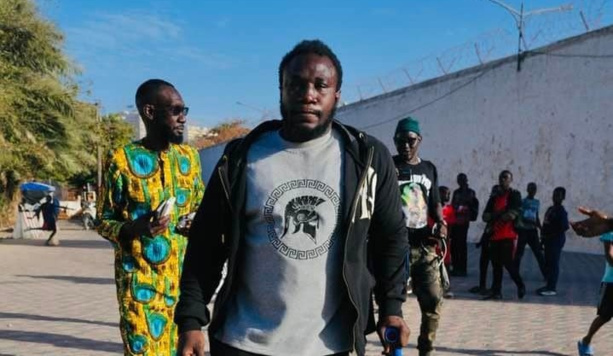 PASTEF : Vers l'arrestation de Azoura Fall ? PASTEF : Vers l'arrestation de Azoura Fall ?