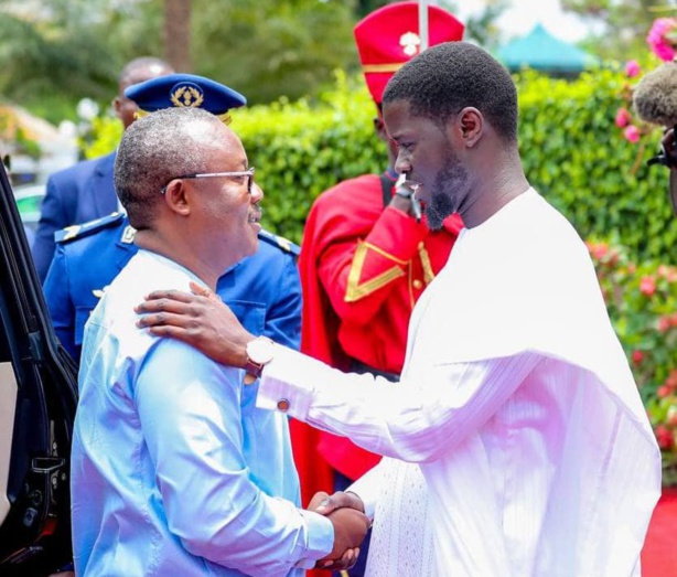 Les raisons de la visite d'Omaro Sissoko Embalo à Dakar... Les raisons de la visite d'Omaro Sissoko Embalo à Dakar...