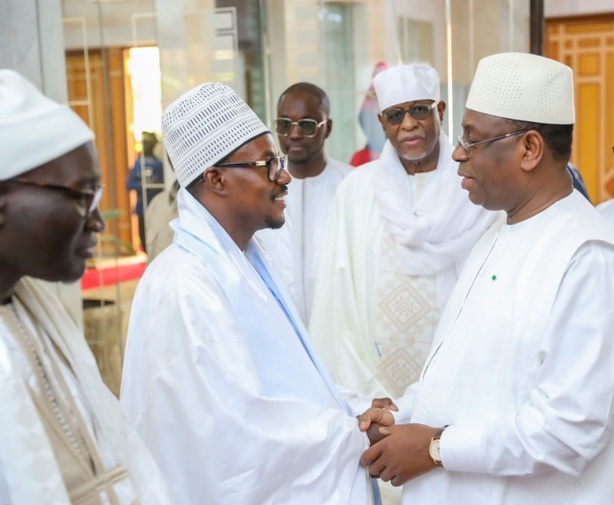 Serigne Bass: «Le Président Macky Sall m'a confié qu'il ne chercherait pas à obtenir un...» Serigne Bass: «Le Président Macky Sall m'a confié qu'il ne chercherait pas à obtenir un...»