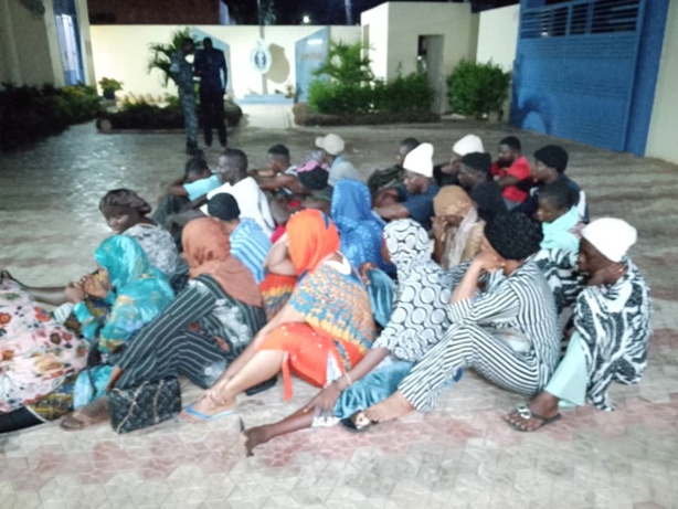 Lutte contre l'émigration clandestine : L'opération "Djoko" intercepte 453 migrants Lutte contre l'émigration clandestine : L'opération "Djoko" intercepte 453 migrants