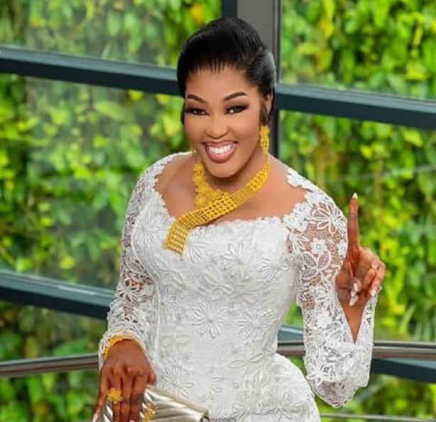 Ya Awa Rassoul se marie en toute discrétion à Rufisque Ya Awa Rassoul se marie en toute discrétion à Rufisque