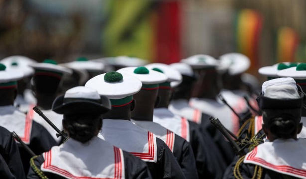 Sénégal : Création des lycées nation-armée pour la qualité et l’équité (LYNAQE) Sénégal : Création des lycées nation-armée pour la qualité et l’équité (LYNAQE)