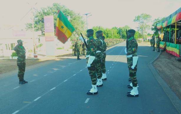 Mission de la CEDEAO : 618 militaires sénégalais en route pour la Gambie Mission de la CEDEAO : 618 militaires sénégalais en route pour la Gambie
